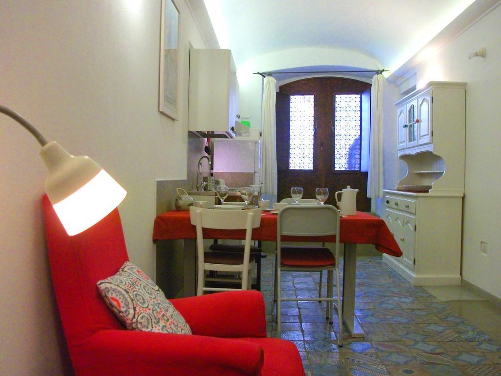 Residenze Palazzo Pes Apartamento Cagliari Exterior foto